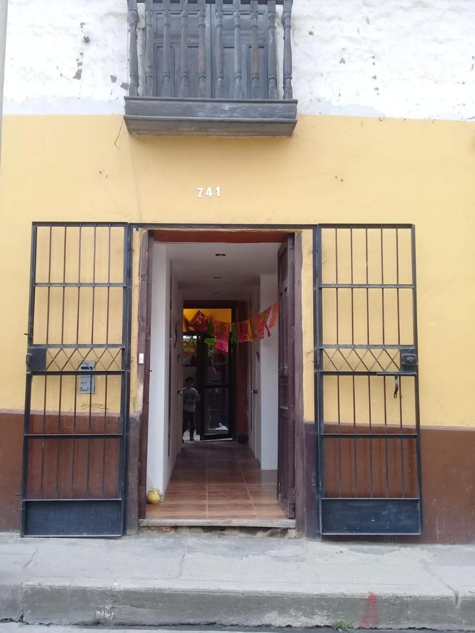 Pacha Qori Backpackers Hostel กาฮามาร์กา ภายนอก รูปภาพ